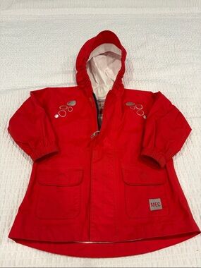 MEC Toddlers Red Hooded Rain Jacket with Reflective Accents
Size 18 months